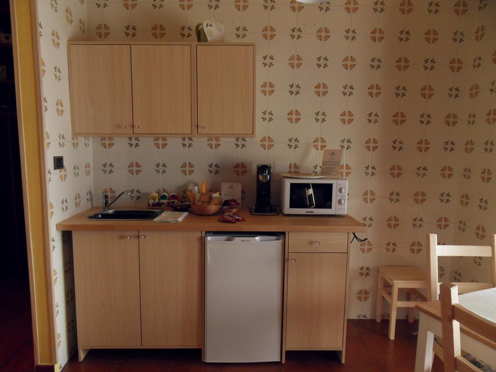 Leucosia Bed & Breakfast Салерно Стая снимка